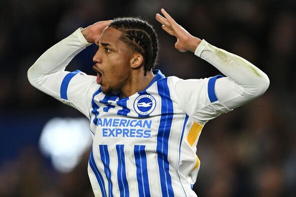 记者：佩德罗完成体检，即将以6000万英镑加盟切尔西